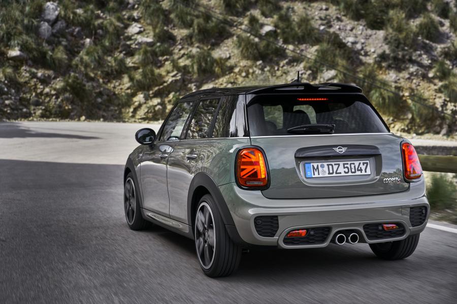  Mini Cooper S 5-Door (F56) 2018 года  (WW) (фото 37 из 86)